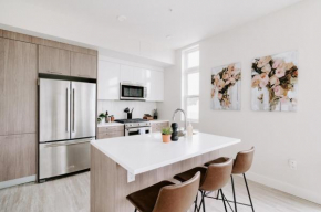 Earth-Chic - Modern Lifestyle Loft - Espadin LoHi